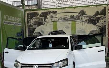 Volkswagen Polo VI (EU Market), 2018 год, 595 000 рублей, 3 фотография