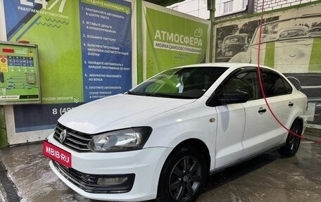 Volkswagen Polo VI (EU Market), 2018 год, 595 000 рублей, 2 фотография