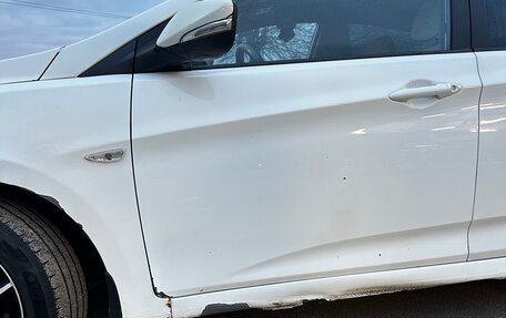 Hyundai Solaris II рестайлинг, 2012 год, 600 000 рублей, 13 фотография