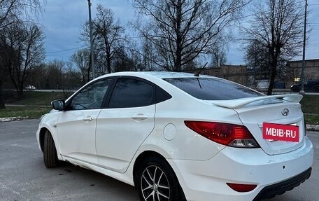 Hyundai Solaris II рестайлинг, 2012 год, 600 000 рублей, 5 фотография