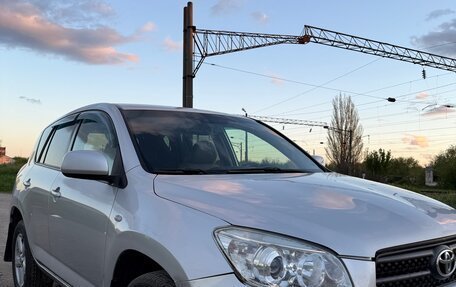 Toyota RAV4, 2007 год, 1 170 000 рублей, 4 фотография