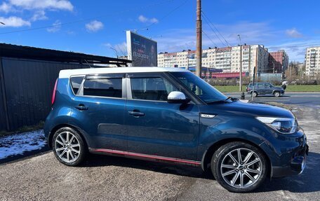 KIA Soul II рестайлинг, 2017 год, 1 650 000 рублей, 2 фотография