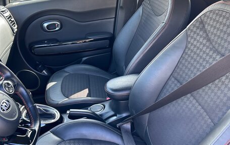 KIA Soul II рестайлинг, 2017 год, 1 650 000 рублей, 19 фотография