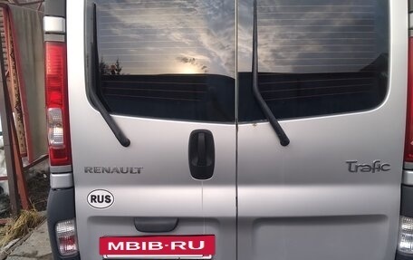 Renault Trafic, 2007 год, 1 350 000 рублей, 3 фотография