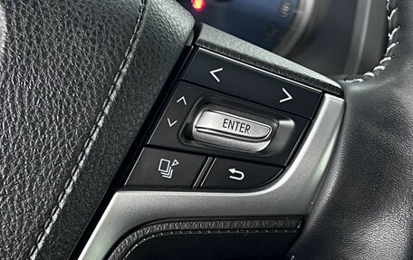 Toyota Land Cruiser Prado 150 рестайлинг 2, 2018 год, 5 250 000 рублей, 21 фотография