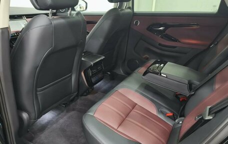 Land Rover Range Rover Evoque II, 2025 год, 5 990 000 рублей, 22 фотография