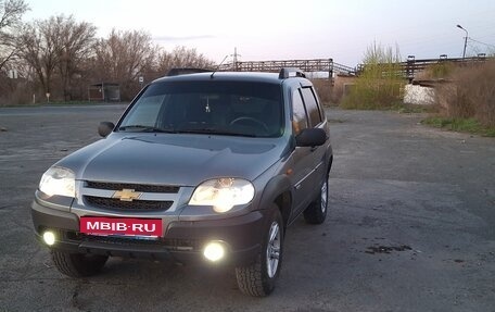Chevrolet Niva I рестайлинг, 2009 год, 350 000 рублей, 1 фотография