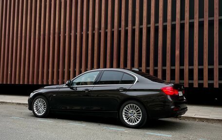 BMW 3 серия, 2015 год, 2 435 000 рублей, 3 фотография