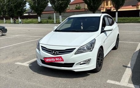Hyundai Solaris II рестайлинг, 2016 год, 920 000 рублей, 2 фотография
