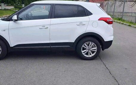 Hyundai Creta I рестайлинг, 2018 год, 1 570 000 рублей, 9 фотография