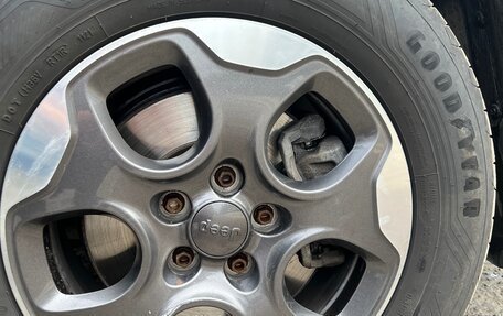 Jeep Renegade I рестайлинг, 2015 год, 1 699 000 рублей, 4 фотография