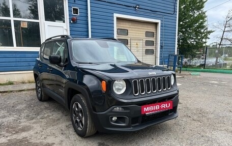 Jeep Renegade I рестайлинг, 2015 год, 1 699 000 рублей, 12 фотография