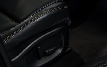 Jaguar F-Pace, 2017 год, 3 148 000 рублей, 15 фотография