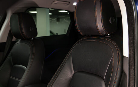 Jaguar F-Pace, 2017 год, 3 148 000 рублей, 18 фотография