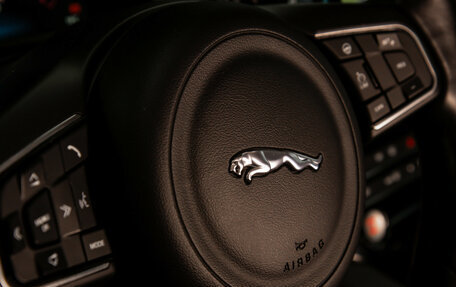 Jaguar F-Pace, 2017 год, 3 148 000 рублей, 20 фотография