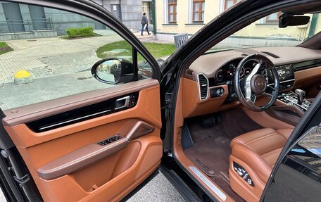 Porsche Cayenne III, 2019 год, 8 850 000 рублей, 6 фотография