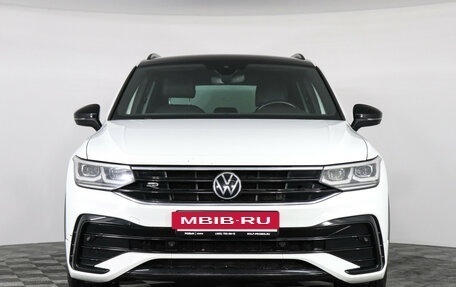 Volkswagen Tiguan II, 2021 год, 3 299 000 рублей, 2 фотография