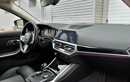 BMW 3 серия, 2019 год, 2 759 000 рублей, 9 фотография