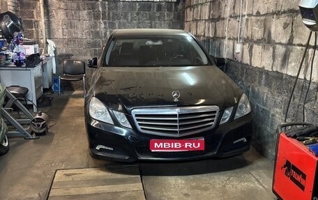 Mercedes-Benz E-Класс, 2009 год, 1 000 000 рублей, 1 фотография