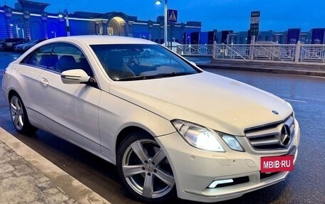 Mercedes-Benz E-Класс, 2009 год, 890 000 рублей, 5 фотография