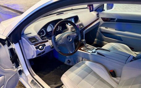 Mercedes-Benz E-Класс, 2009 год, 890 000 рублей, 14 фотография