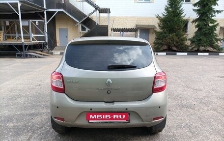 Renault Sandero II рестайлинг, 2015 год, 580 000 рублей, 4 фотография