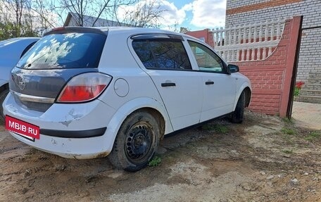 Opel Astra H, 2005 год, 240 000 рублей, 3 фотография