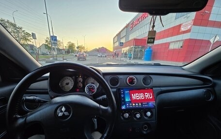 Mitsubishi Outlander III рестайлинг 3, 2004 год, 450 000 рублей, 10 фотография