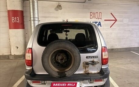 Chevrolet Niva I рестайлинг, 2006 год, 170 000 рублей, 2 фотография