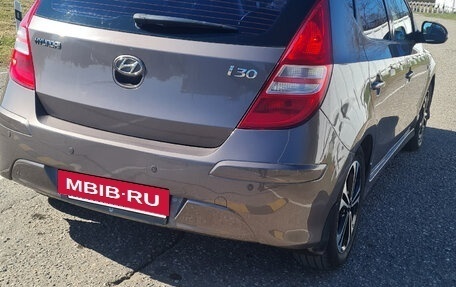 Hyundai i30 II рестайлинг, 2011 год, 670 000 рублей, 2 фотография
