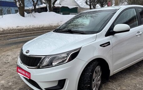 KIA Rio III рестайлинг, 2014 год, 875 000 рублей, 4 фотография