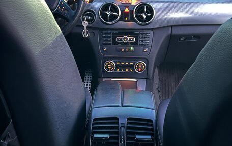 Mercedes-Benz GLK-Класс, 2013 год, 2 010 000 рублей, 23 фотография