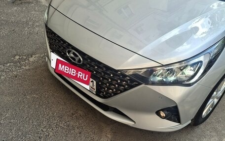 Hyundai Solaris II рестайлинг, 2021 год, 1 350 000 рублей, 10 фотография