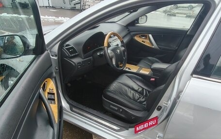 Toyota Camry, 2006 год, 1 100 000 рублей, 4 фотография