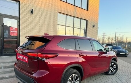 Toyota Highlander, 2021 год, 4 350 000 рублей, 6 фотография