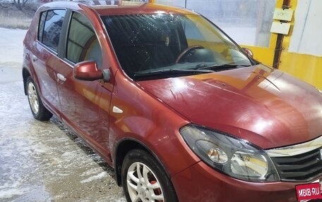 Renault Sandero I, 2011 год, 550 000 рублей, 1 фотография