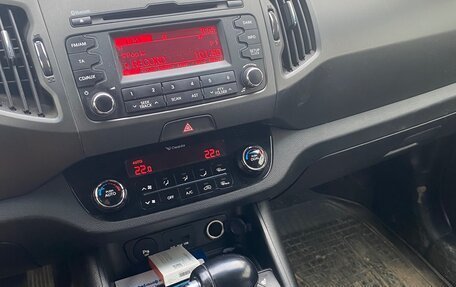 KIA Sportage III, 2011 год, 1 350 000 рублей, 10 фотография