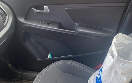 KIA Sportage III, 2011 год, 1 350 000 рублей, 12 фотография