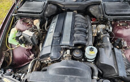 BMW 5 серия, 1998 год, 600 000 рублей, 22 фотография