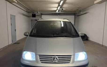 Volkswagen Sharan I рестайлинг, 2003 год, 435 000 рублей, 6 фотография