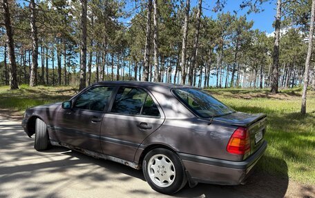 Mercedes-Benz C-Класс, 1993 год, 180 000 рублей, 4 фотография