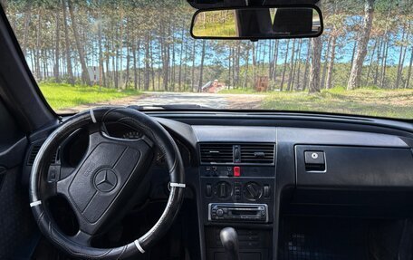 Mercedes-Benz C-Класс, 1993 год, 180 000 рублей, 10 фотография