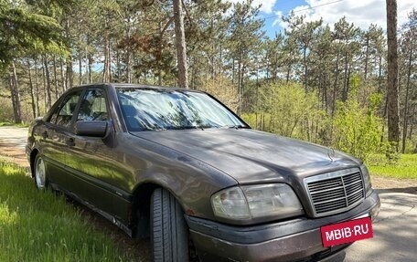 Mercedes-Benz C-Класс, 1993 год, 180 000 рублей, 8 фотография
