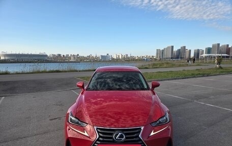 Lexus IS III, 2017 год, 3 300 000 рублей, 2 фотография