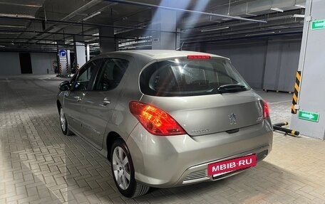 Peugeot 308 II, 2010 год, 8 фотография