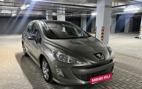 Peugeot 308 II, 2010 год, 11 фотография