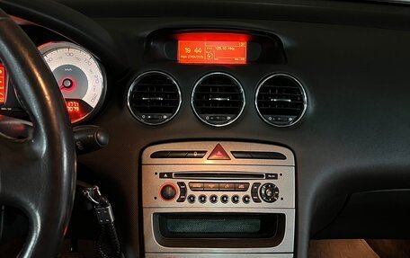 Peugeot 308 II, 2010 год, 17 фотография