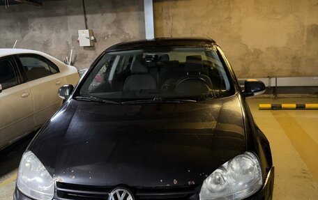 Volkswagen Golf V, 2006 год, 450 000 рублей, 1 фотография