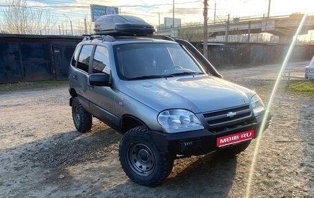 Chevrolet Niva I рестайлинг, 2006 год, 385 000 рублей, 1 фотография