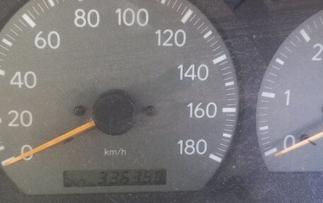 Toyota Granvia, 1998 год, 350 000 рублей, 15 фотография